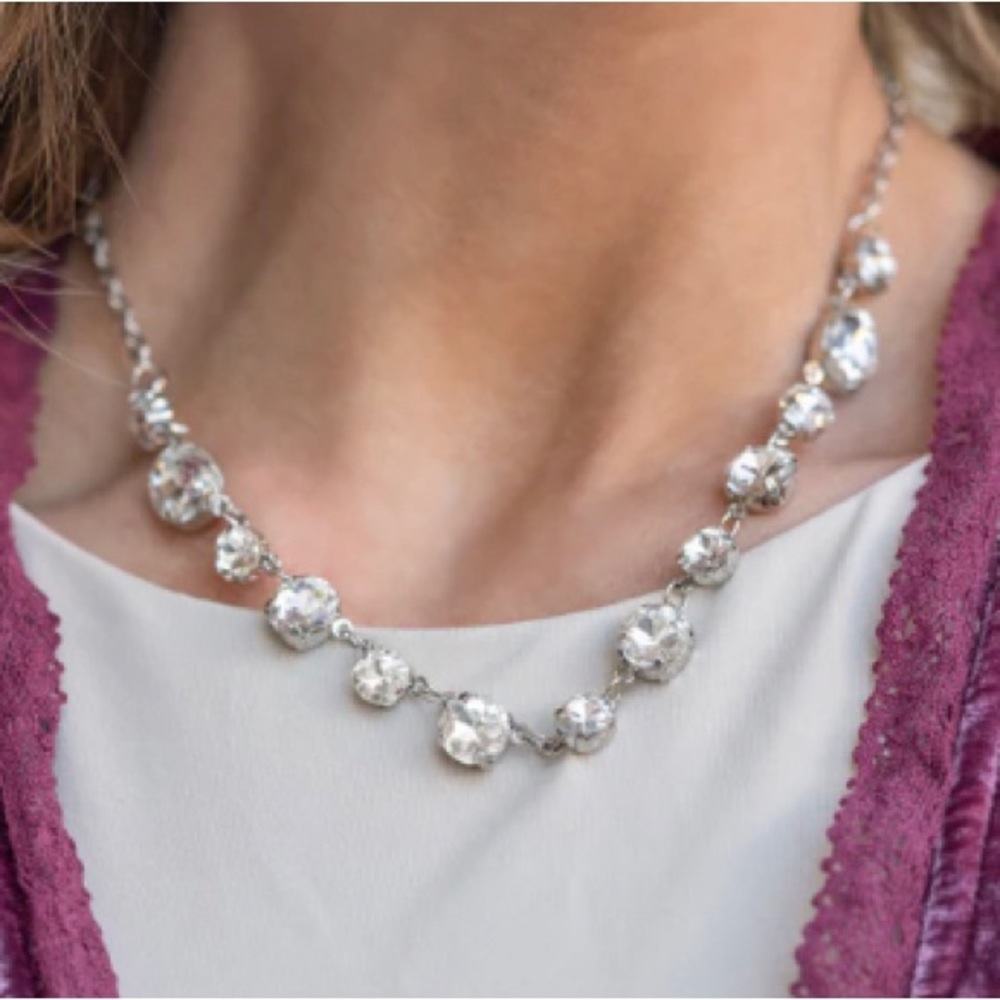 Rhinestone 4pc necklace set -paparazzi 0222